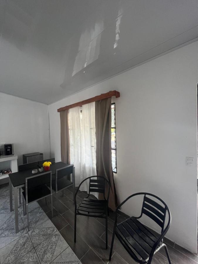 Buganvilla No 4 *
